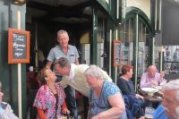 2015-04-24 Haoneborrel D n Hertog - cake en vaandel 01 2015-04-24 Haoneborrel D n Hertog - cake en vaandel 01